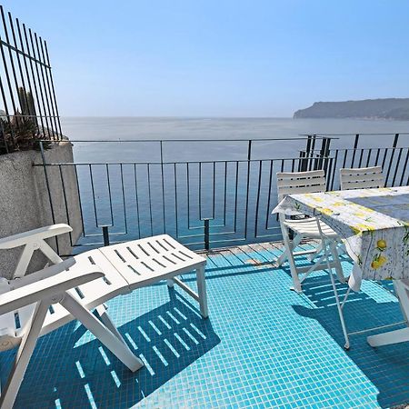 Appartamento Stupenda Vista Mare Bergeggi Ngoại thất bức ảnh