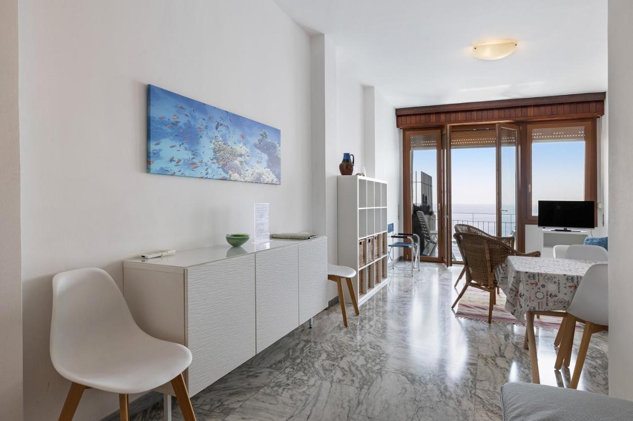 Appartamento Stupenda Vista Mare Bergeggi Ngoại thất bức ảnh