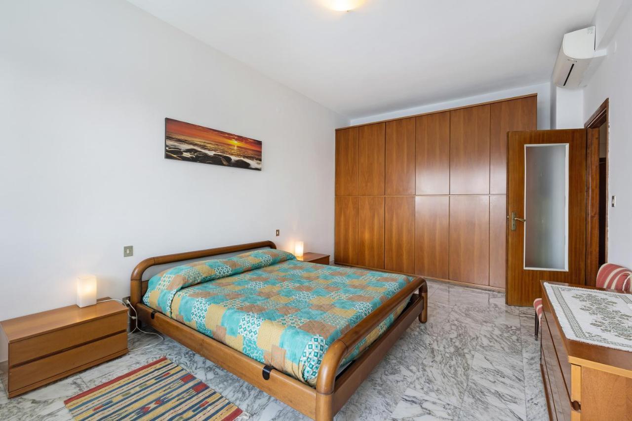 Appartamento Stupenda Vista Mare Bergeggi Ngoại thất bức ảnh