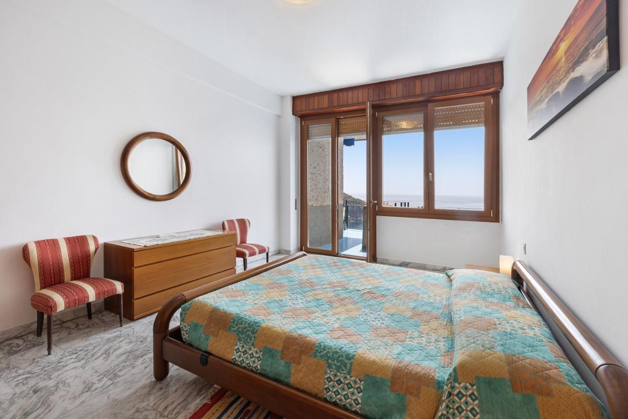 Appartamento Stupenda Vista Mare Bergeggi Ngoại thất bức ảnh